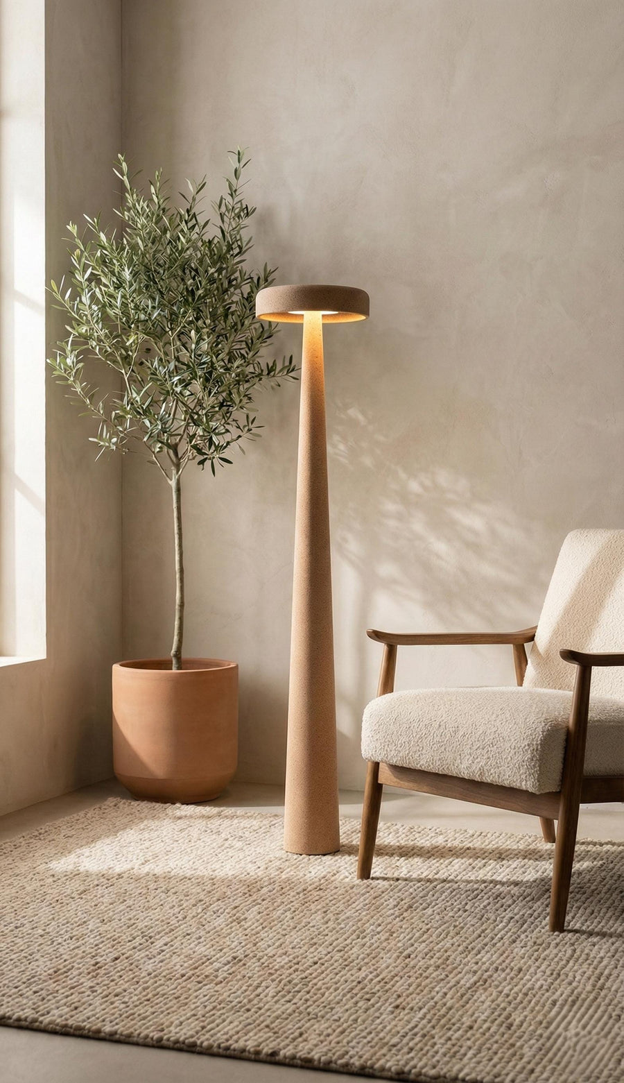 Arch Form — Minimalist Plaster Floor Lamp